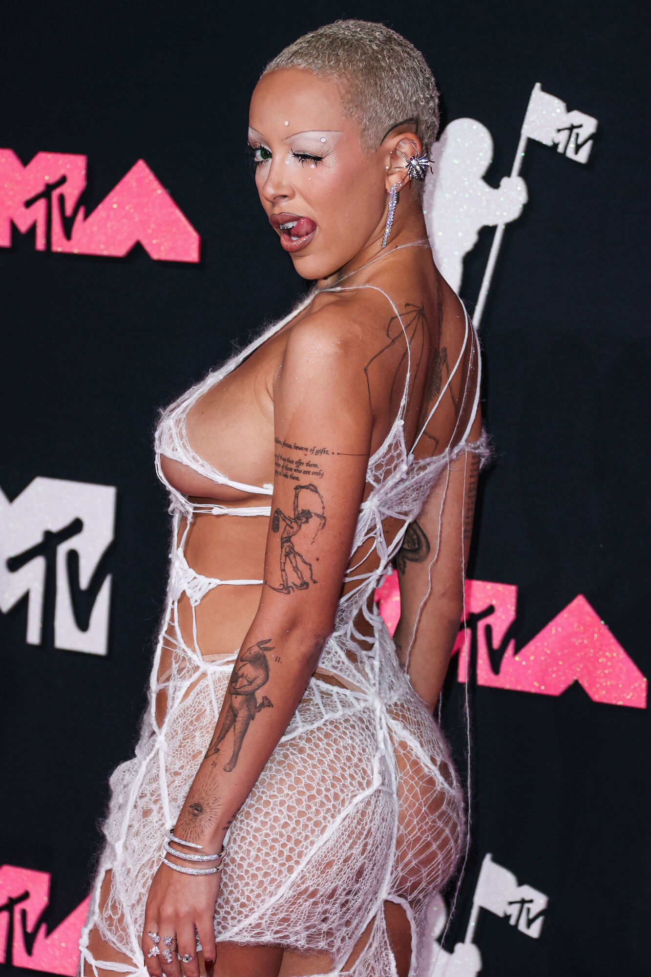 Best Celebrity Butts: Top Famous Women with Big Booty +Pics 2025 - MoreForce.com